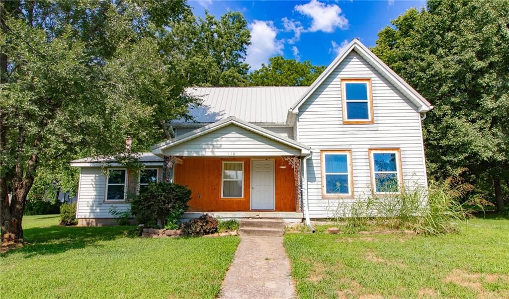 210 N Main Street, Centerview, MO 64019