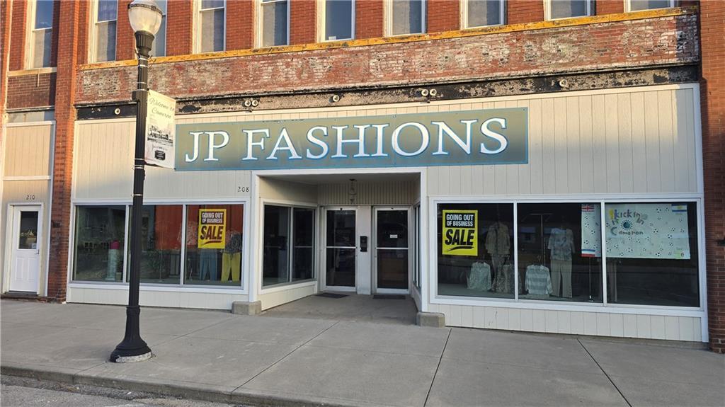 208 E 3rd Street, Cameron, MO 64429