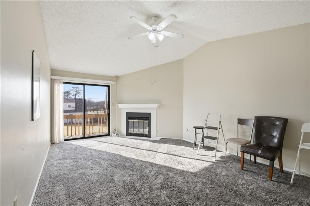 8139 Holmes Road, Kansas City, MO 64131
