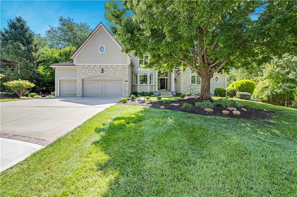 10853 S Cedar Niles Circle, Olathe, KS 66061