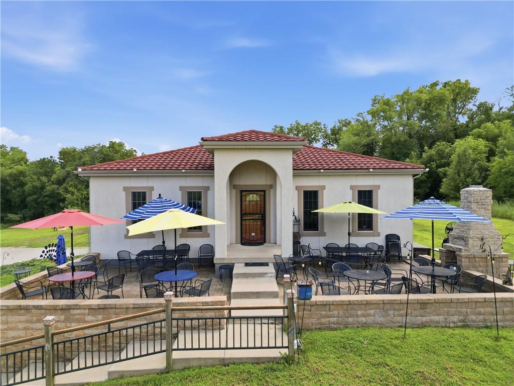 7397 K-92 Highway, Ozawkie, KS 66070