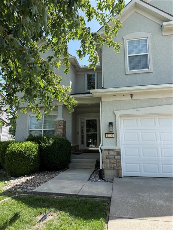 1200 SW Sapperton Road, Raymore, MO 64083