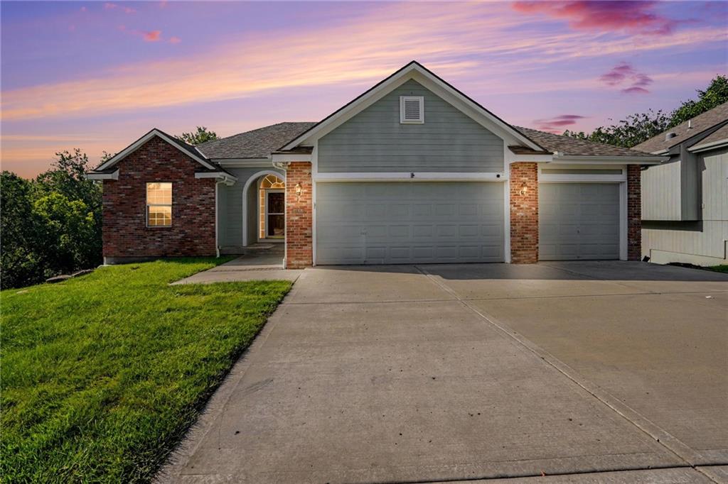 4805 NE 73rd Street, Kansas City, MO 64119