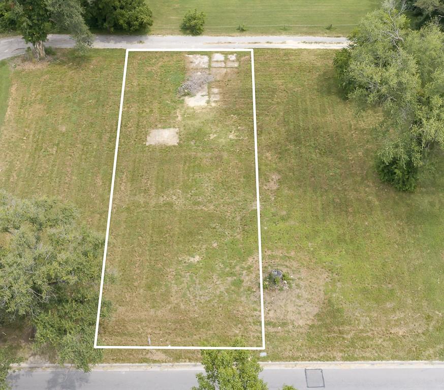 Lot 2 10th Avenue, Leavenworth, KS 66048