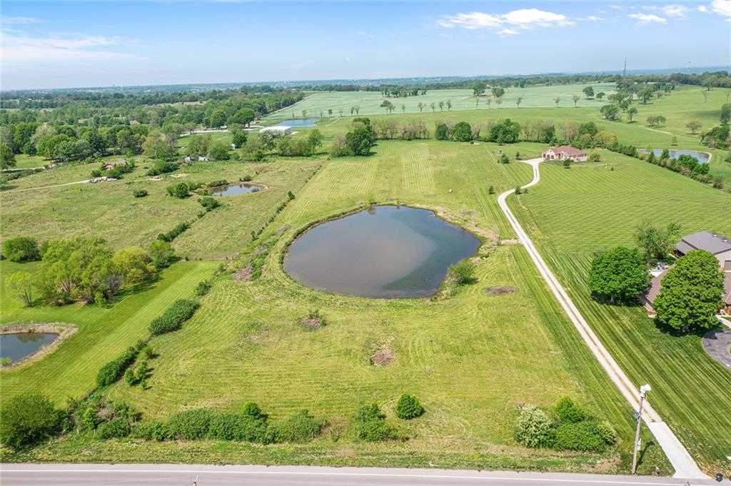 4380 SW Pryor Road, Lee's Summit, MO 64082