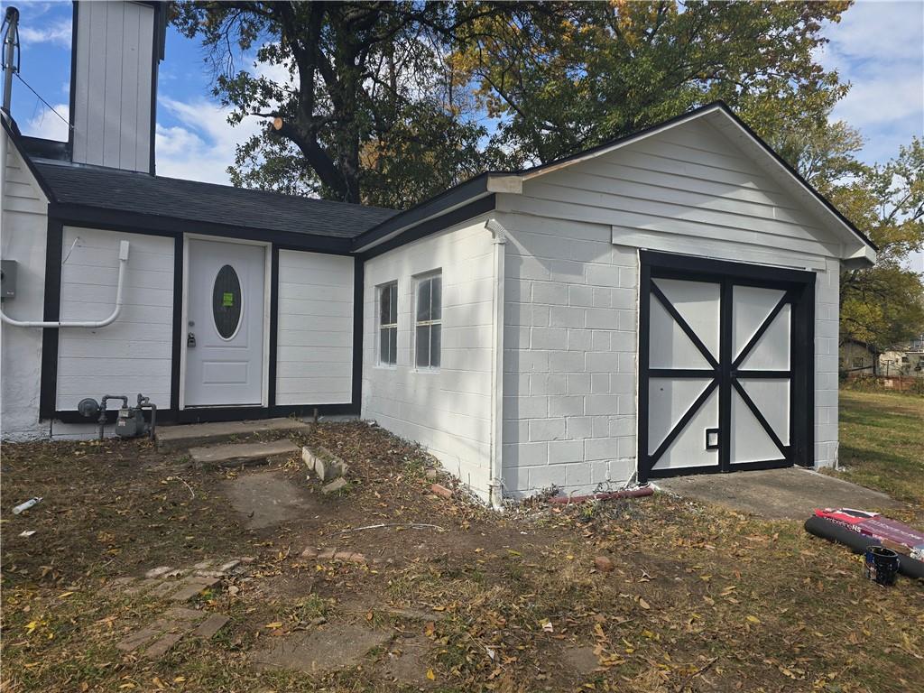 8708 N grand Avenue, Kansas City, MO 64155