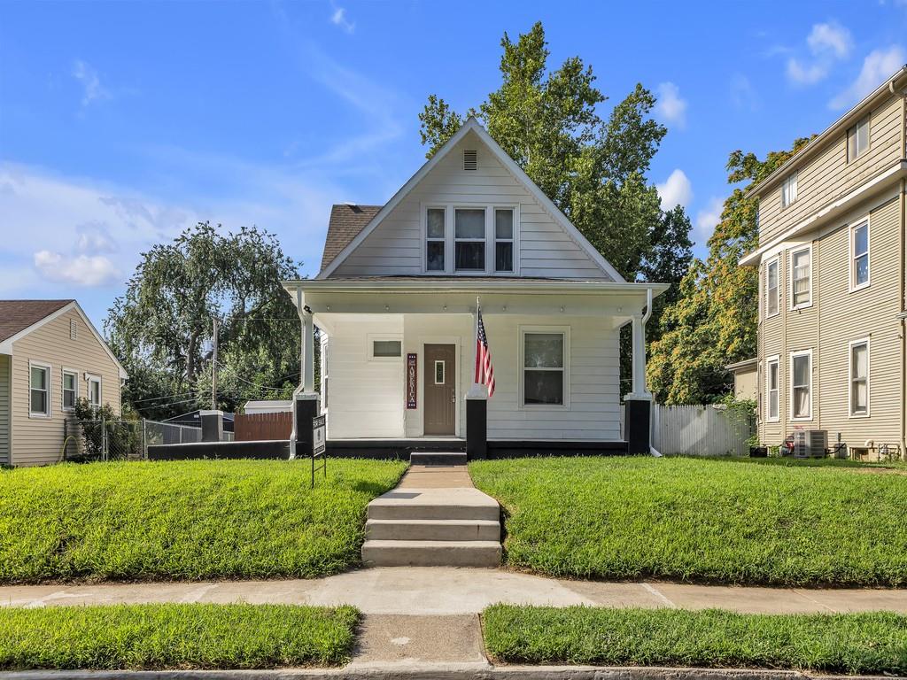 2922 Sacramento Street, St Joseph, MO 64507