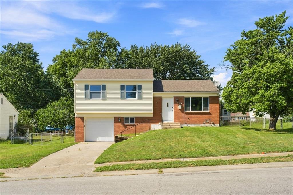 16104 E 32nd Street, Independence, MO 64055