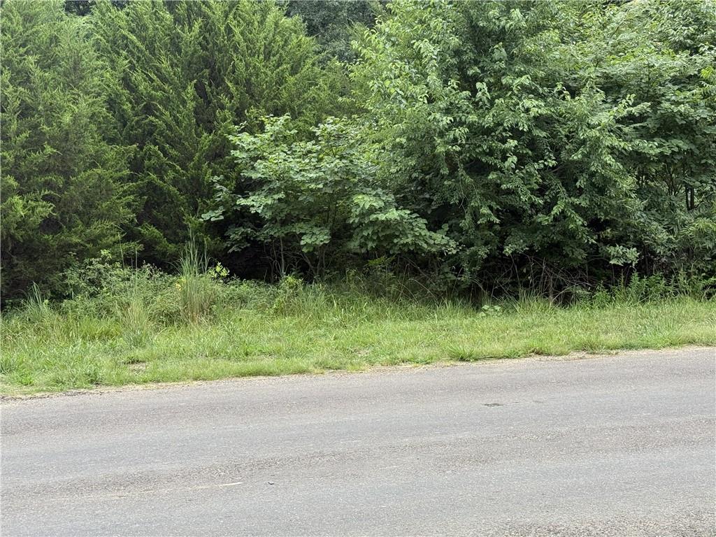 105 Holiday Drive, Linn Valley, KS 66040