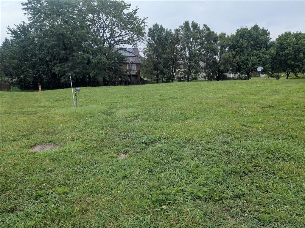 1249 SW Nagona Lane, Lee's Summit, MO 64082