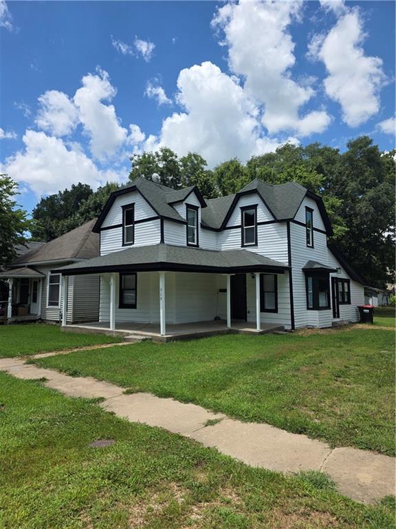 315 W 3rd Avenue, Garnett, KS 66032