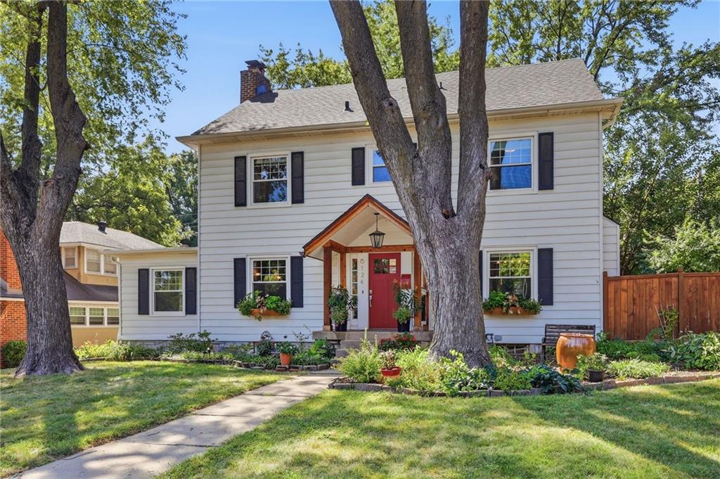 6124 Oak Street, Kansas City, MO 64113