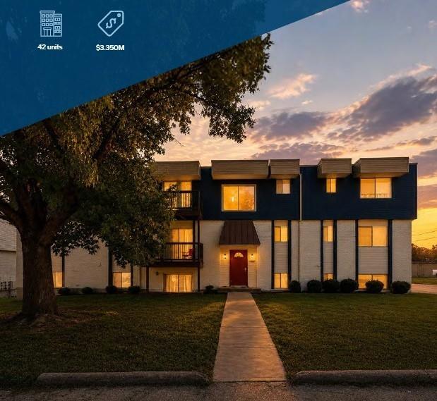 12407 E 43rd Street, Independence, MO 64055