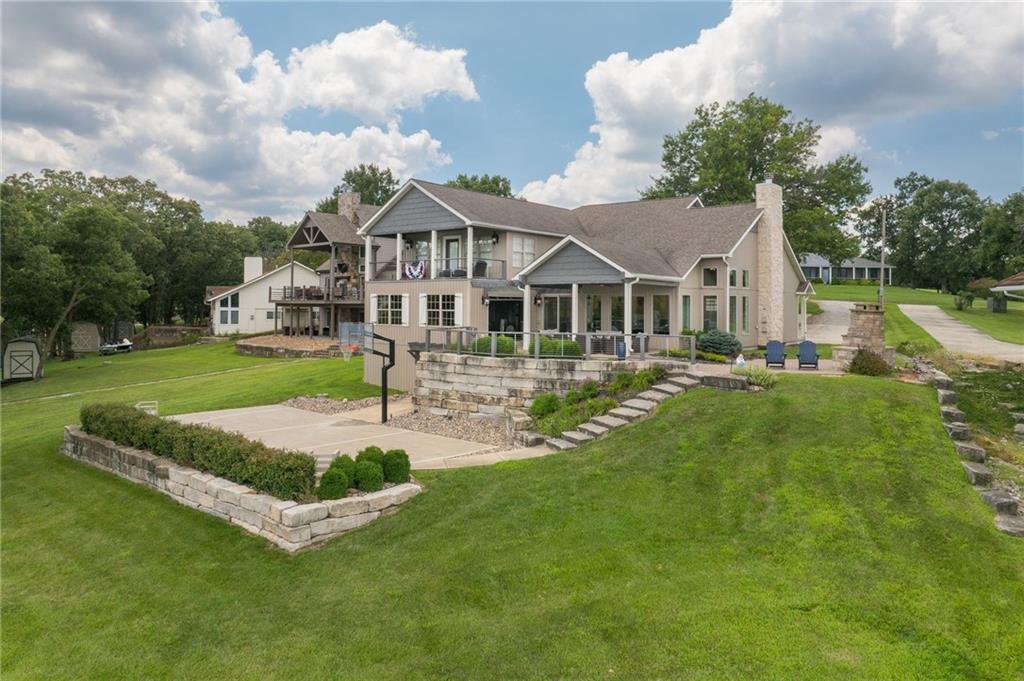 560 Lake Viking Terrace, Gallatin, MO 64640