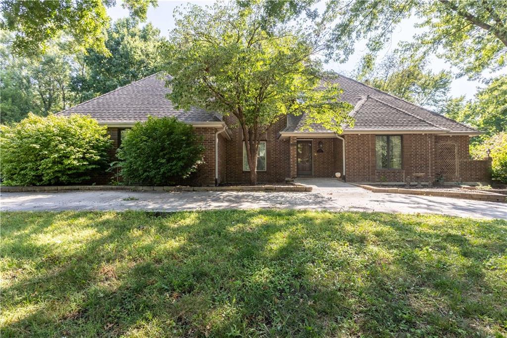 715 Sunset Lane, Belton, MO 64012
