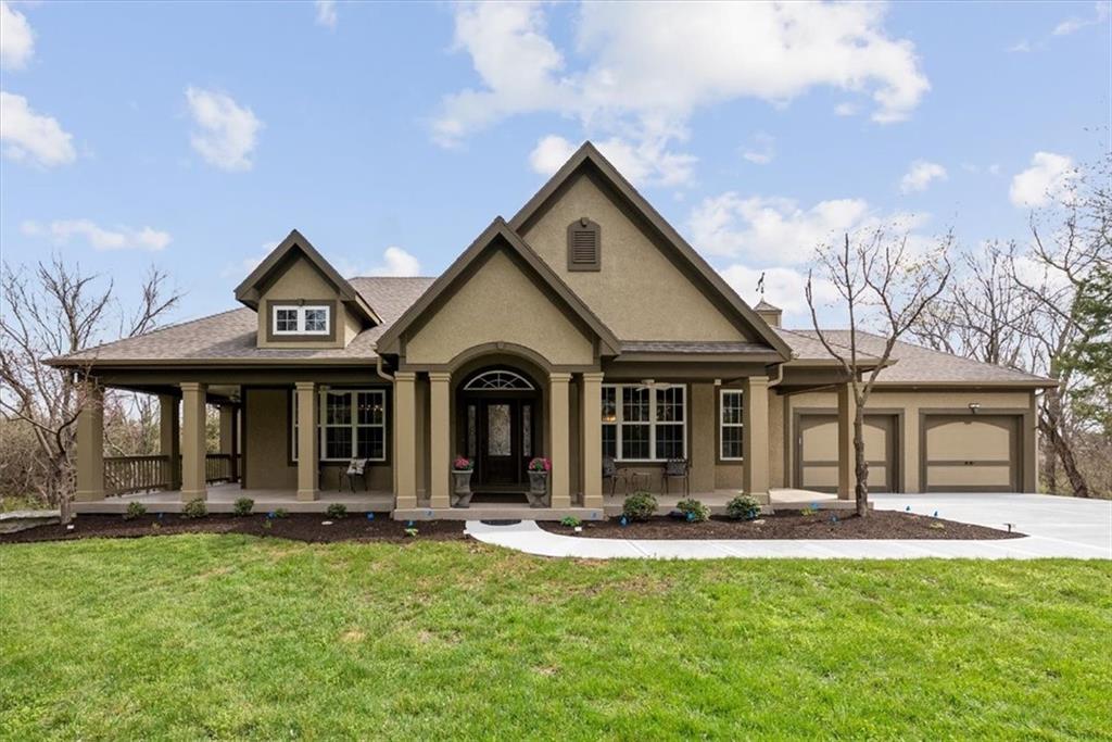 9885 Edgerton Road, De Soto, KS 66018