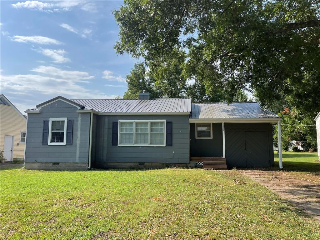 3102 Faye Avenue, Parsons, KS 67357