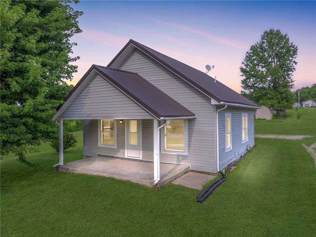304 4th Street, Pattonsburg, MO 64670