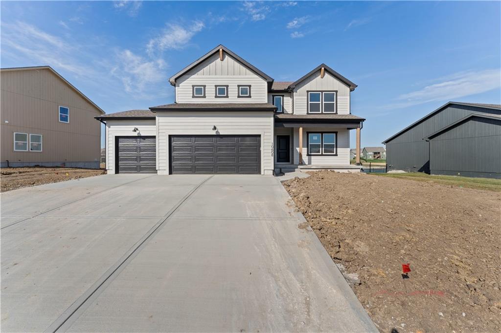 300 SW Amara Drive, Blue Springs, MO 64064