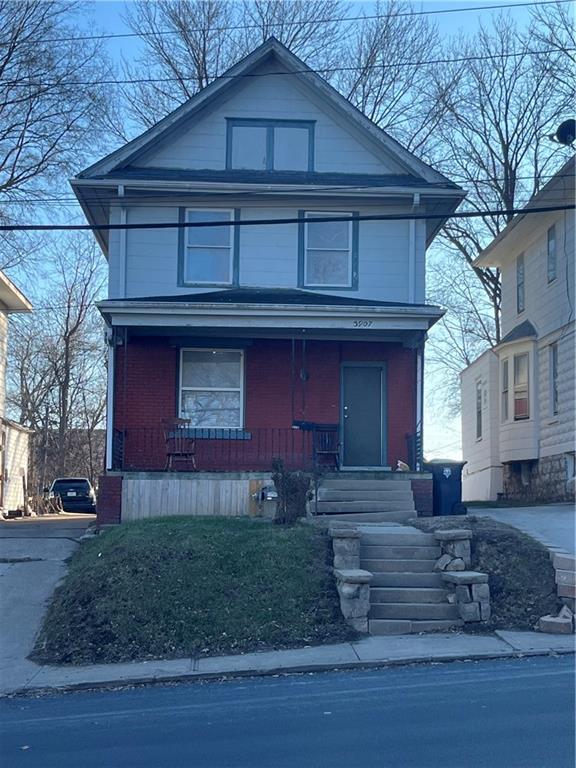 3907 E 9th Street, Kansas City, MO 64127