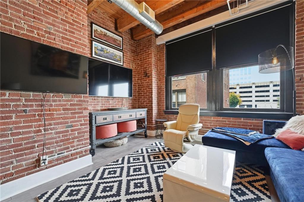 706 Broadway Boulevard, Kansas City, MO 64105