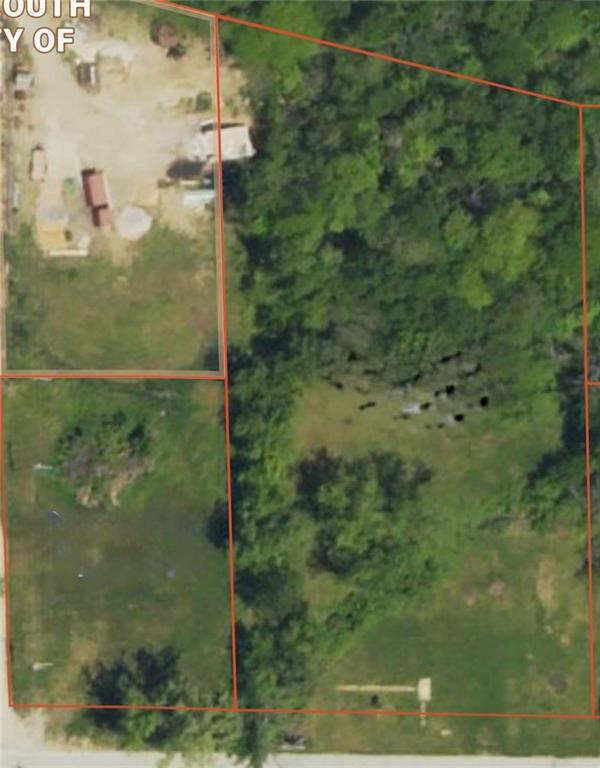 108 & 204 E Cynthia Street, McLouth, KS 66054