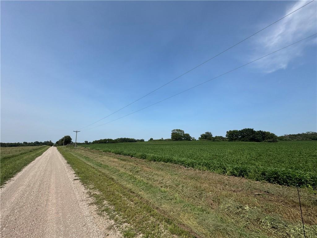 00000 S Hoch Road, Burlingame, KS 66413