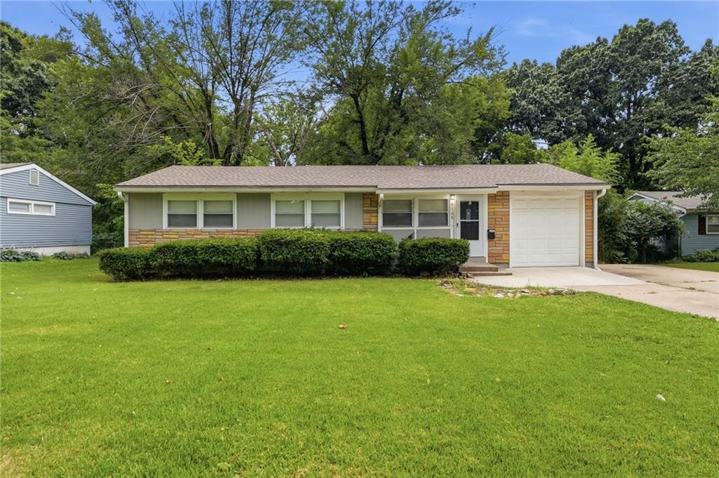 6108 N Charlotte Street, Kansas City, MO 64118