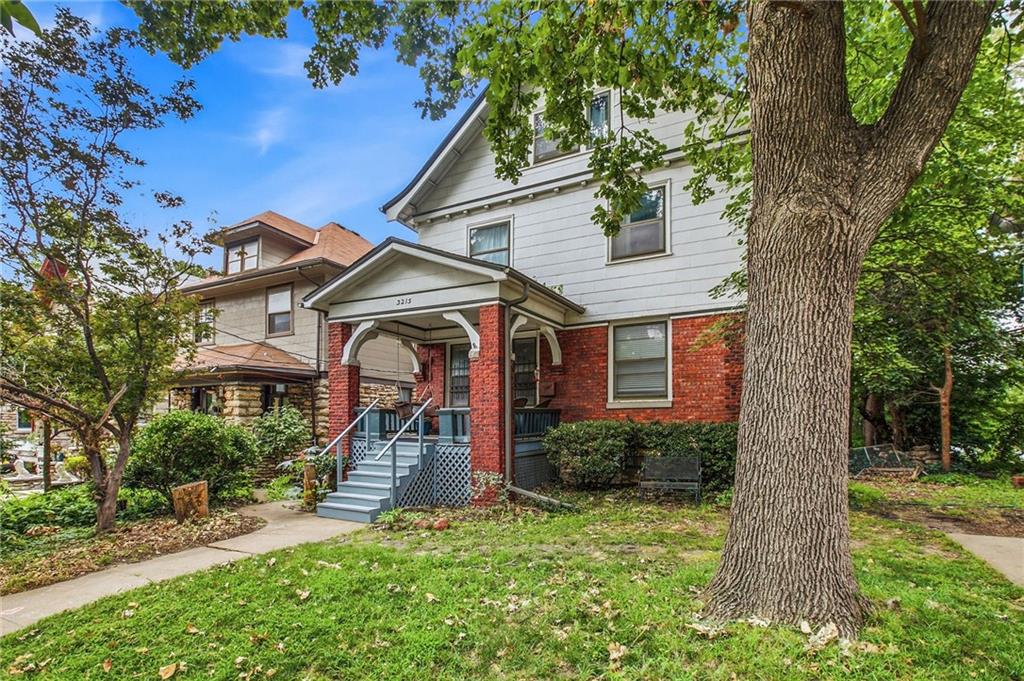 3215 Central Street, Kansas City, MO 64111
