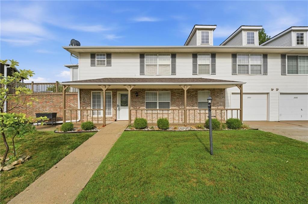 2002 S Hummel Drive, Independence, MO 64055