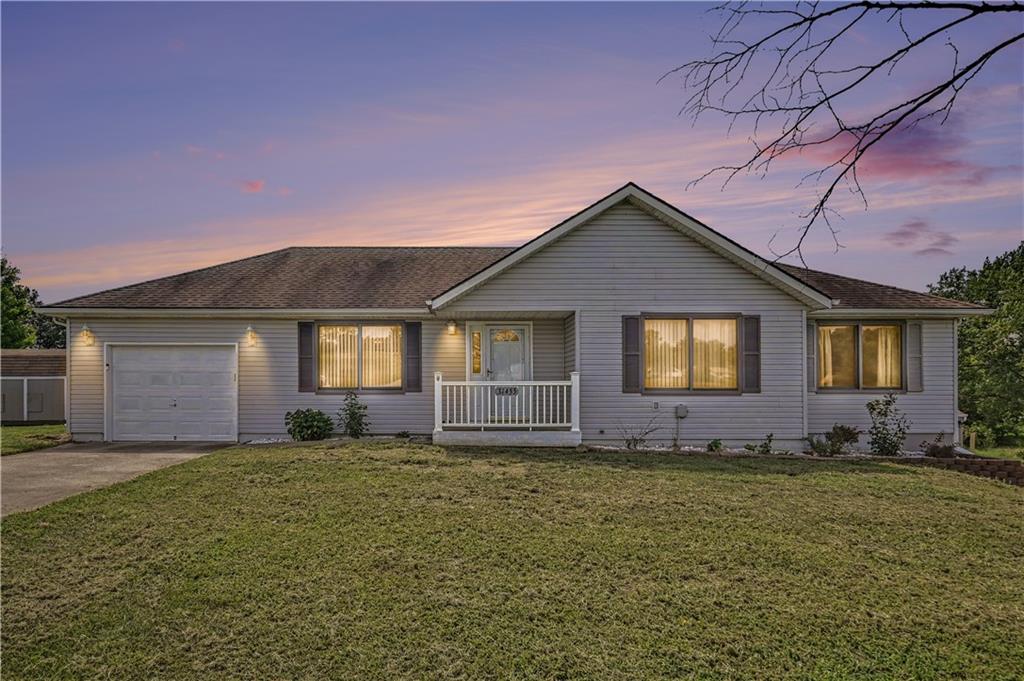 31455 Lyman Lane, Excelsior Springs, MO 64024