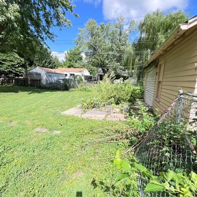 8249 Ward Parkway, Kansas City, MO 64114