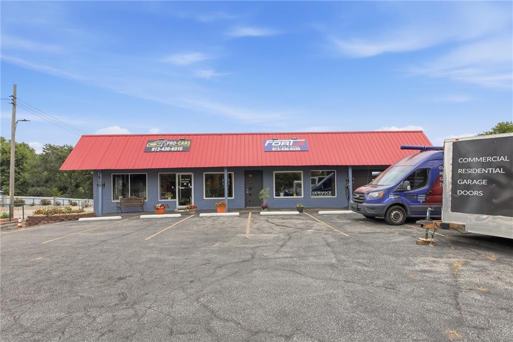 7511 LEAVENWORTH Road, Kansas City, KS 66109