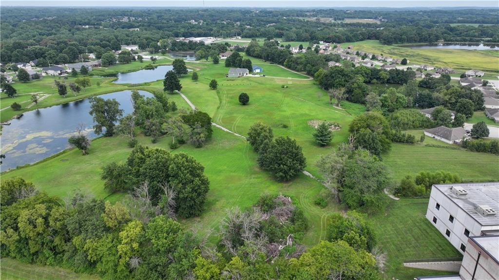 1612 Country Club Drive, Pleasant Hill, MO 64080