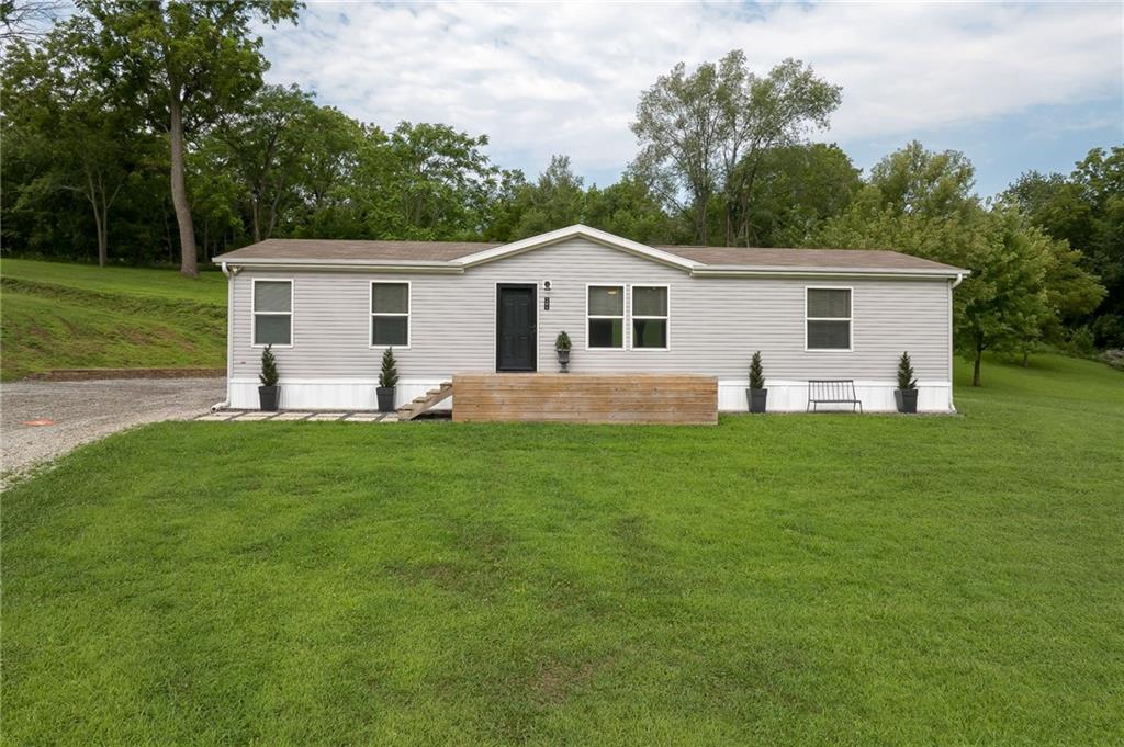 201 N Chestnut Street, Oregon, MO 64473