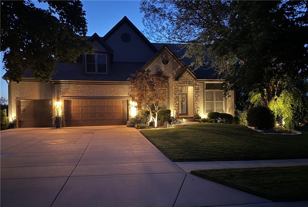 7914 Darnell Lane, Lenexa, KS 66215