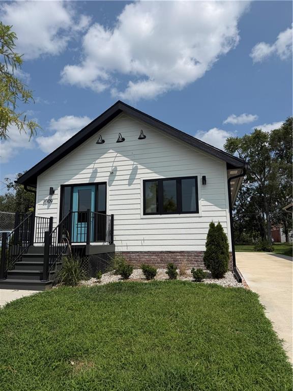 2009 Buchanan Street, North Kansas City, MO 64116