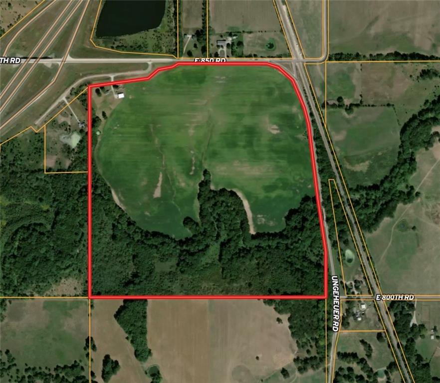 8451 N Tully Lane, Pleasanton, KS 66075