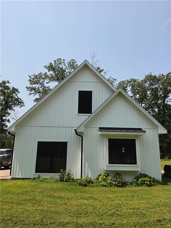 21868 Rosewood Dr Road, Versailles, MO 65084
