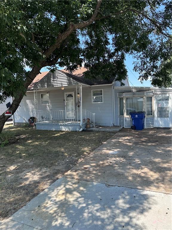 1914 W 5th Street, Coffeyville, KS 67337