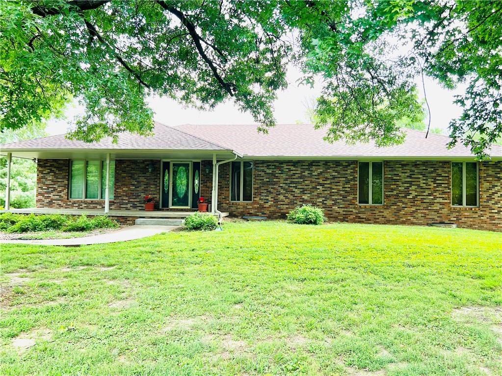 8201 SE 371 Highway, St Joseph, MO 64507