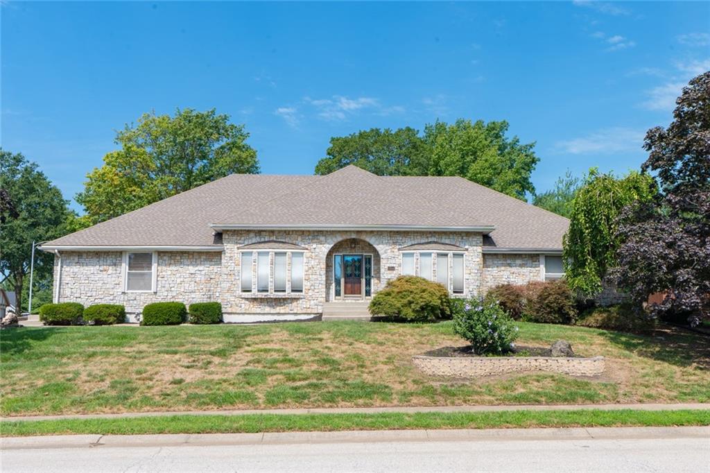 7000 N Agnes Street, Gladstone, MO 64119