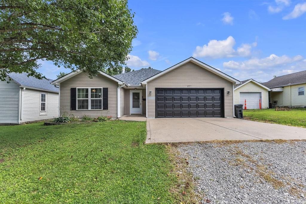 411 E 6th Street, Cameron, MO 64429