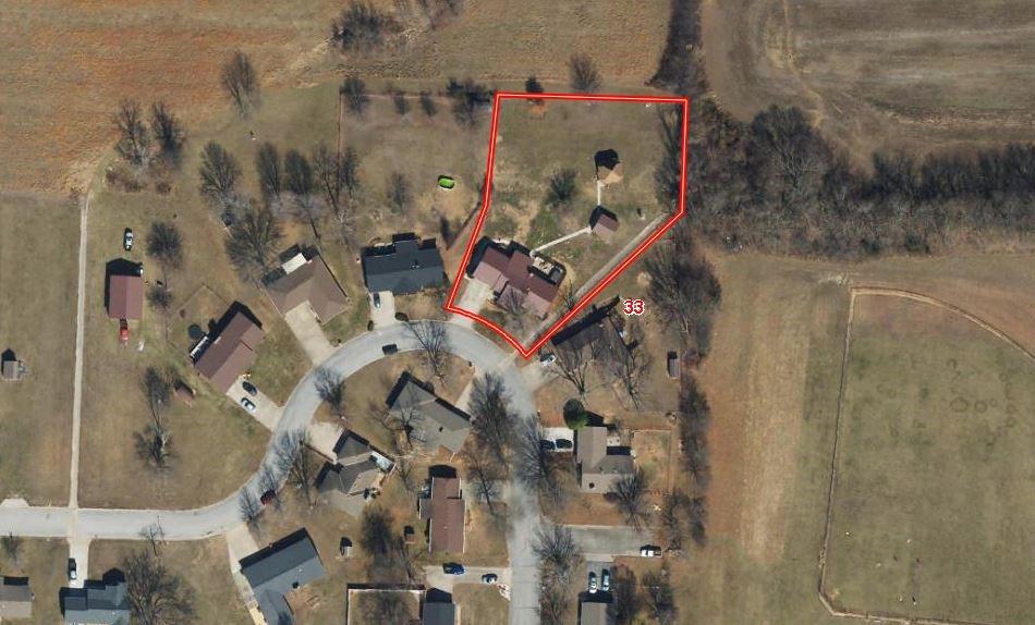 109 E Hardin Place, Nevada, MO 64772