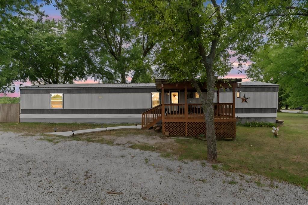 845 S Carriage Drive, Deepwater, MO 64740