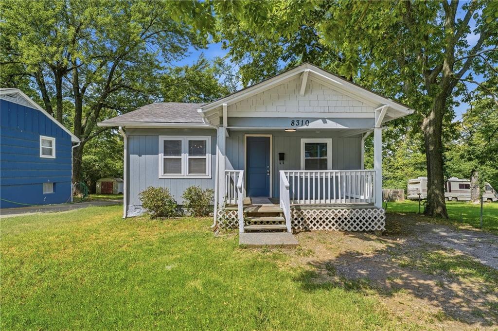 8310 Wayne Avenue, Kansas City, MO 64131
