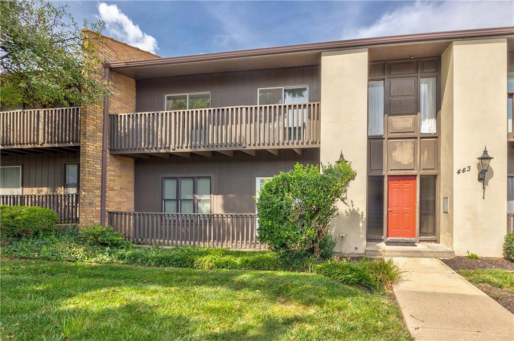 443 W 104 Street, Kansas City, MO 64114