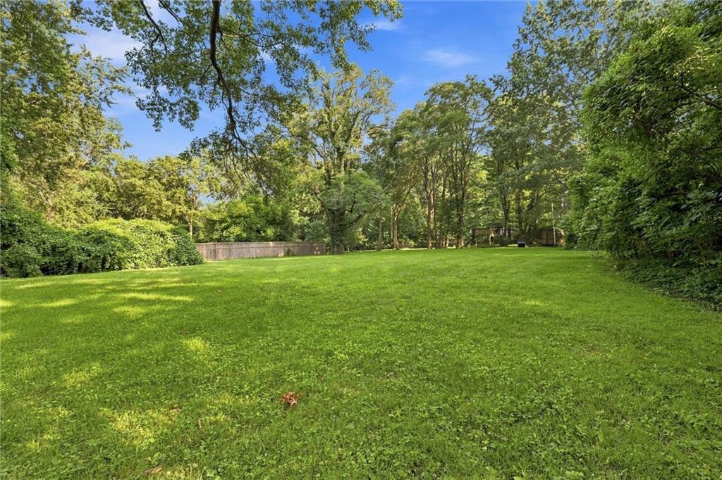 2301 95th st. N/A, Leawood, KS 66206