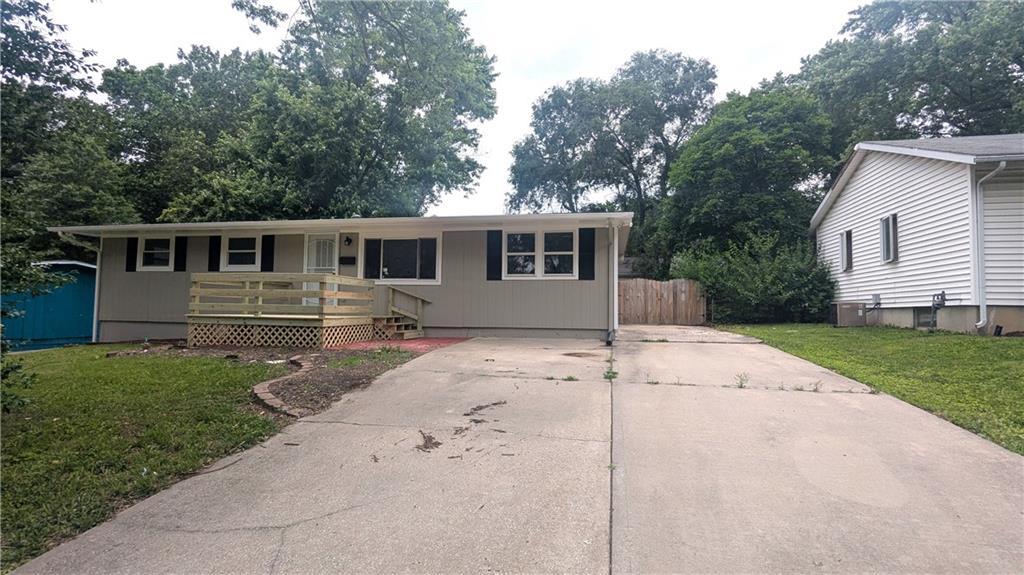 8602 E 91st Terrace, Kansas City, MO 64138