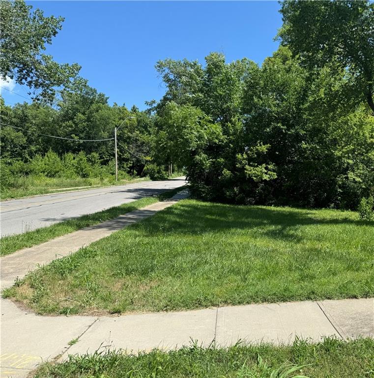 1800 E 24th Street, Kansas City, MO 64127